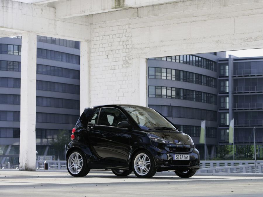  Smart ForTwo Xclusive by Brabus 2008 года  (фото 8 из 17)